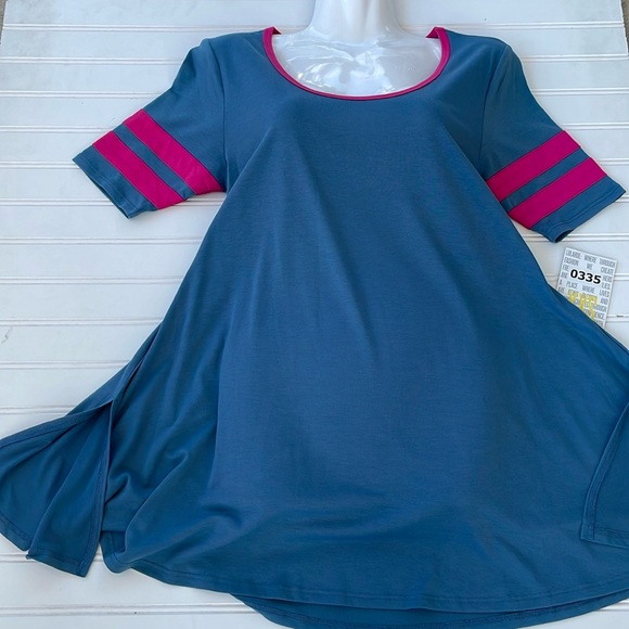 LulaRoe Colorblock Perfect T High Low Top - Picture 9 of 11
